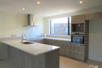 465 Hobsonville Road, Hobsonville
