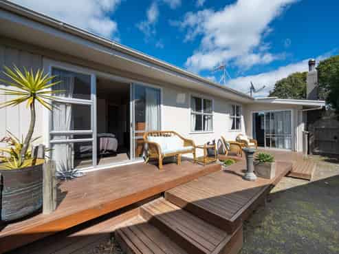 408 Main North Road, Bay View