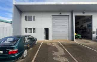 Affordable & Immaculate Industrial Unit 