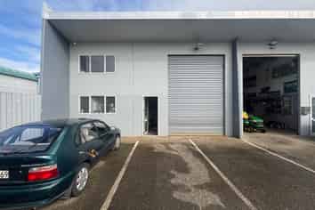 Affordable & Immaculate Industrial Unit 