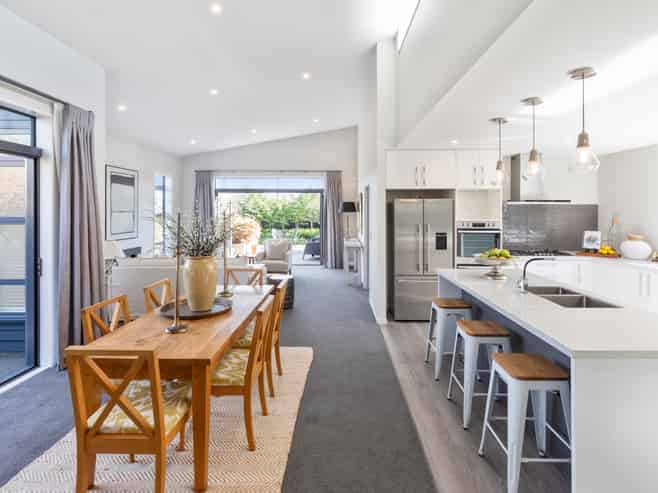 80 Tomes Road, Saint Albans