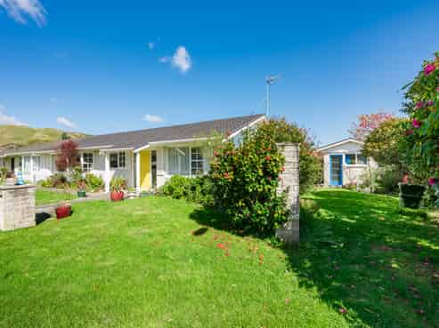 2A Koromiko Road, Waikanae