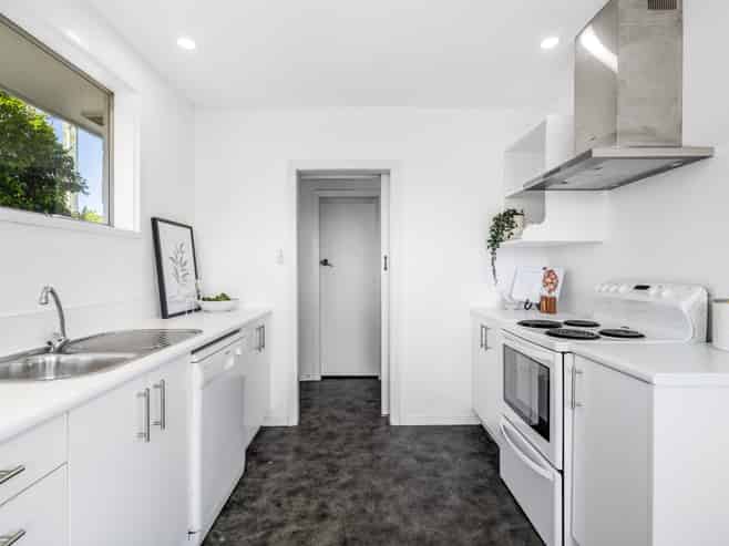 1/12 Lees Road, Strowan