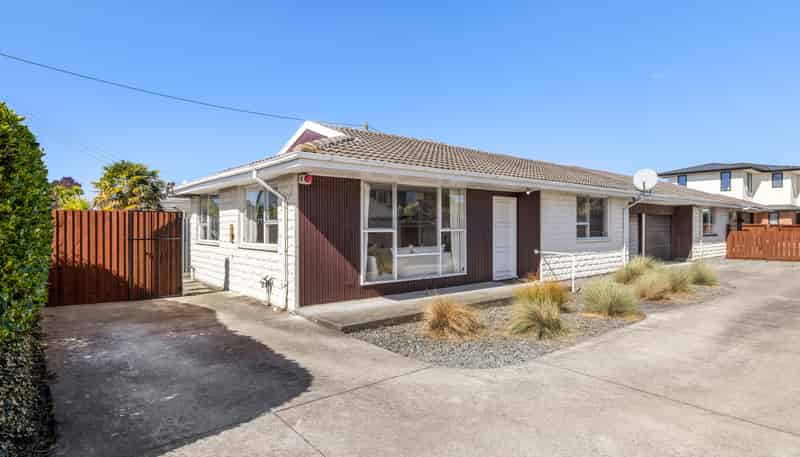 1/12 Lees Road, Strowan