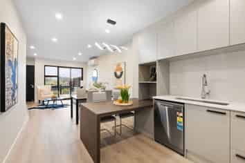 2/16 Clara Road, Silverdale