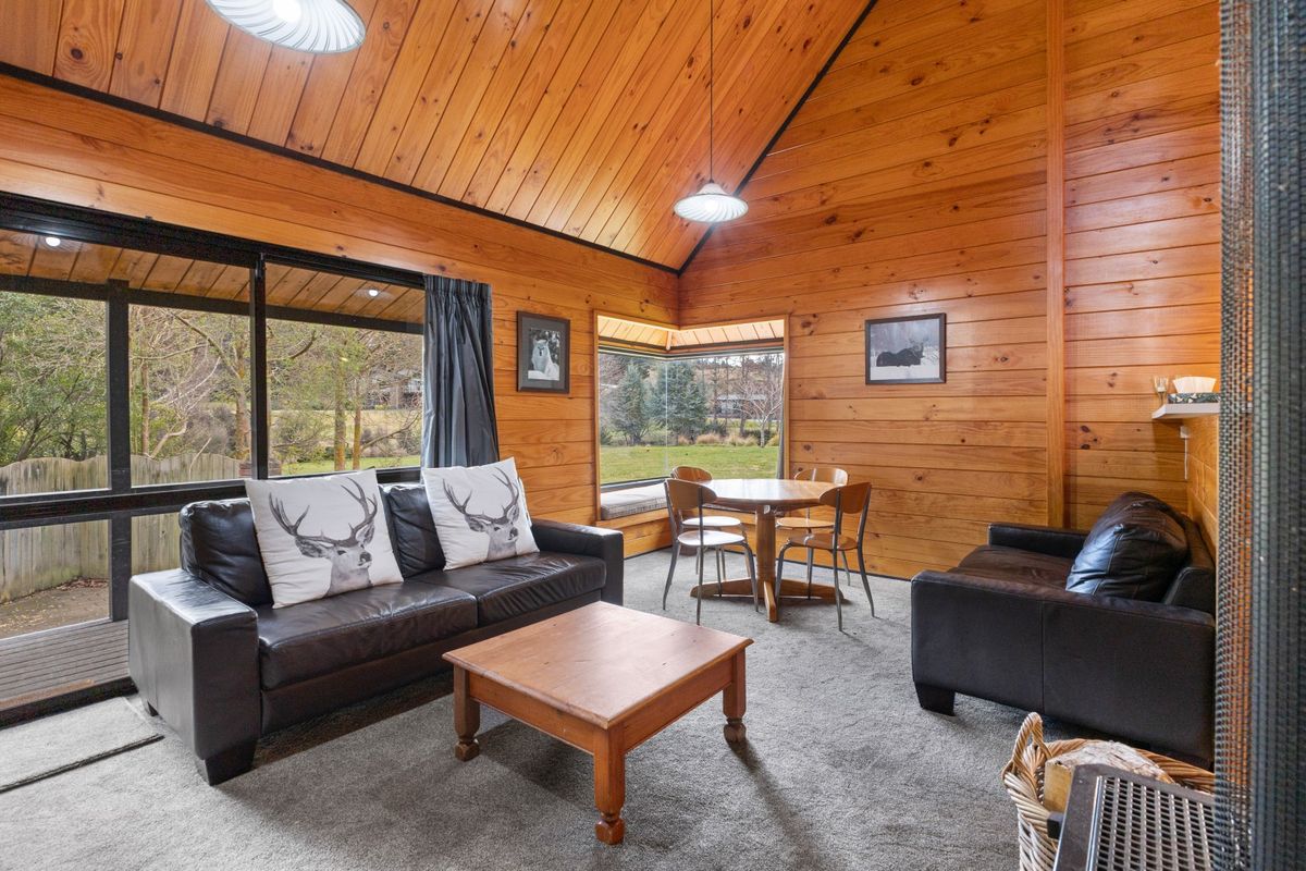 Warm, Welcoming & Move-In Ready!