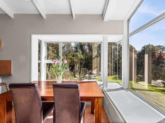 12A Tucker Lane, Clive