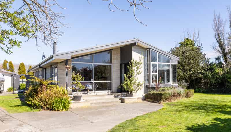 12A Tucker Lane, Clive