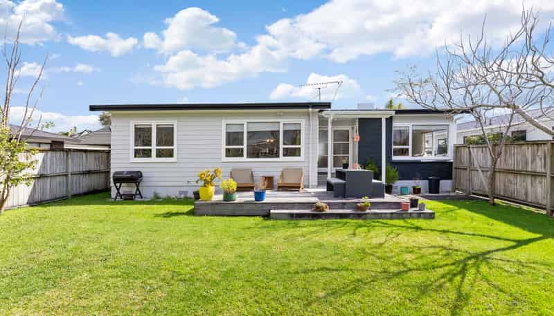 10A Hatton Road, Orewa
