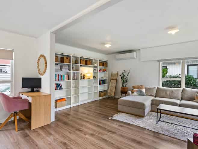 10A Hatton Road, Orewa