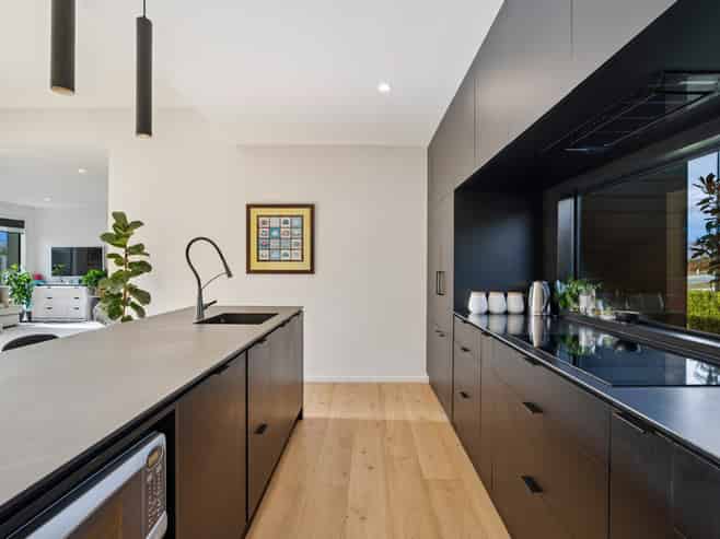 4 Pounamu Avenue, Wanaka