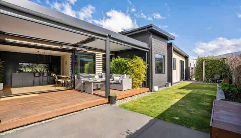 4 Pounamu Avenue, Wanaka