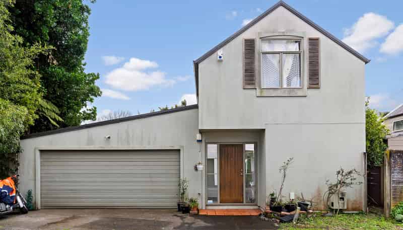 22D Mead Street, Avondale