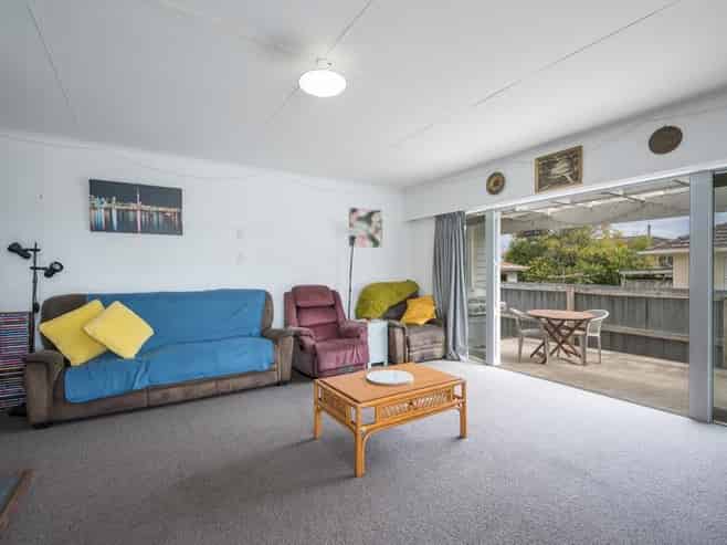  1/14 Polstead Road, Stoke