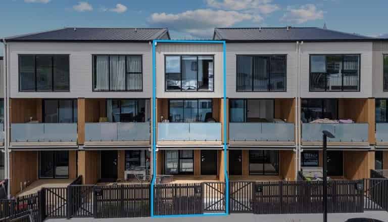 7/25 Griffen Park Road, Mount Roskill