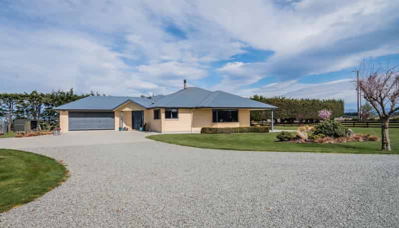 614 Seadown Road, Seadown