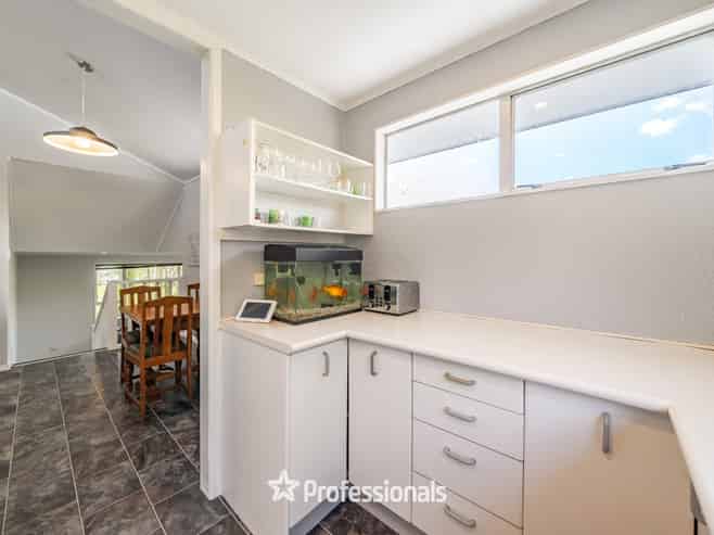 118 Holborn Drive, Stokes Valley