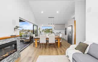 55A Ardern Avenue, Stanmore Bay
