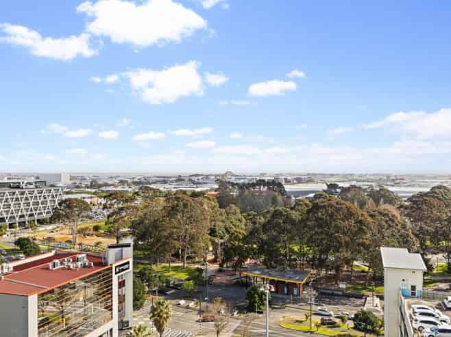 1102/17 Amersham Way, Manukau