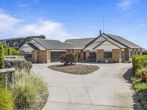 105 Mairetahi Road, South Head