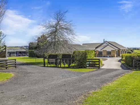 105 Mairetahi Road, South Head