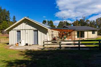 2000 Inland Road, Lyford