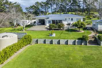 58 Flag Range Road, Sherenden