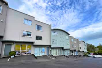 6a/266 Onewa Rd, Birkenhead