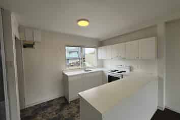 6a/266 Onewa Rd, Birkenhead