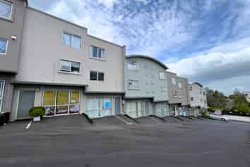 6a/266 Onewa Rd, Birkenhead