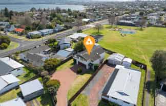 8 Green Place, Richmond Heights