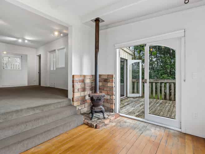 37 Makiri Street, Helensville