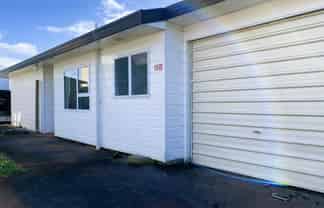 15B Coronation Avenue, Pukekohe