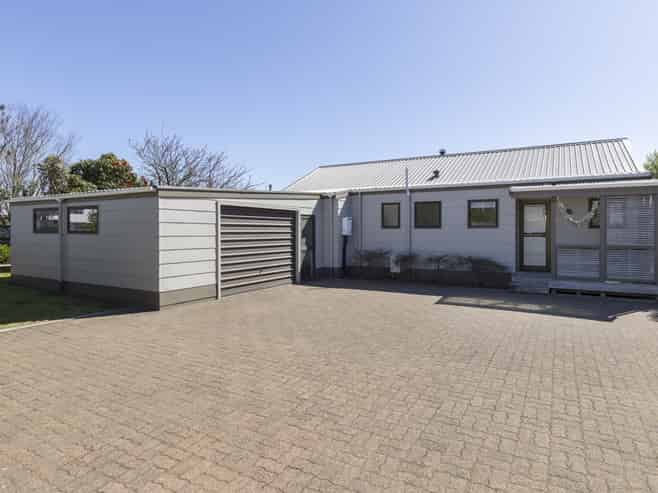 5 Kempton Place, Richmond Heights