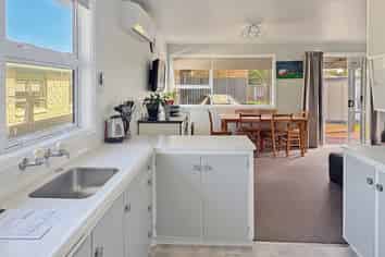 49 Thomas Place, Foxton Beach