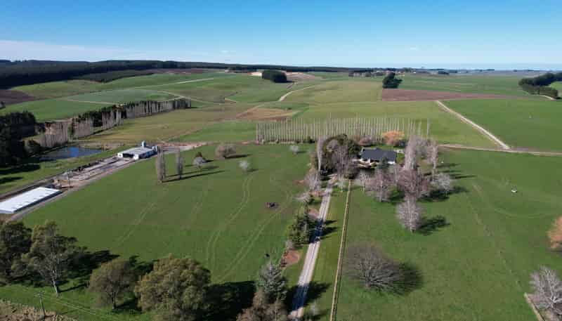 142 Endowment Road, Pebbly Hill