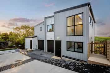 Lot2/1090 Beach Road, Torbay