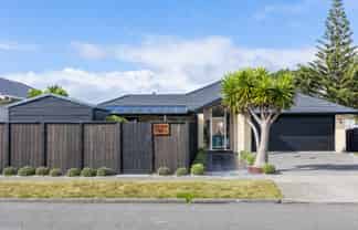 196 Tutere Street, Waikanae Beach