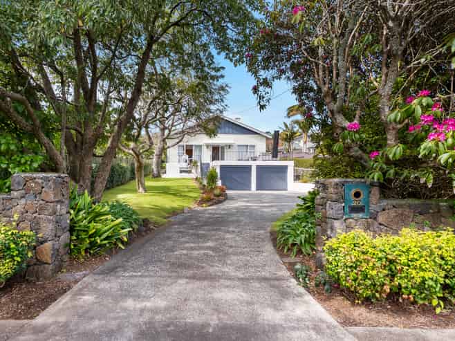 20 Allendale Road, Mount Albert