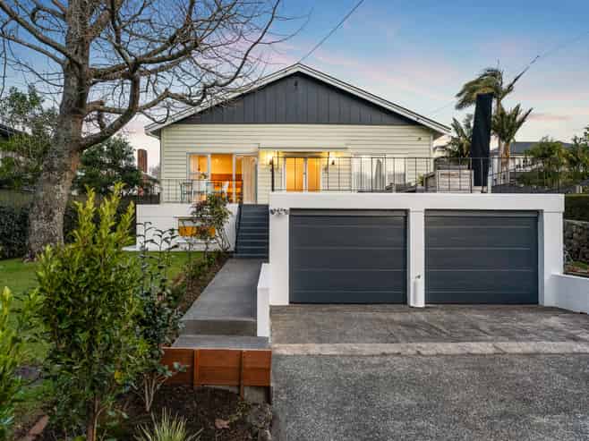 20 Allendale Road, Mount Albert