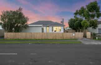 182 Old Wairoa Road, Papakura