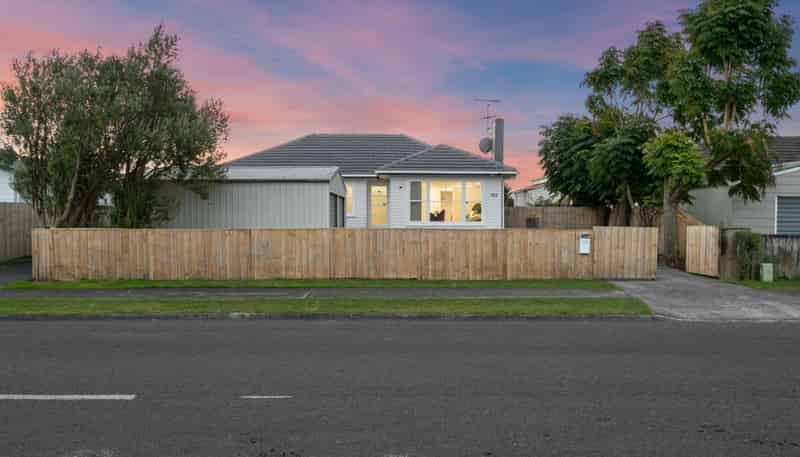 182 Old Wairoa Road, Papakura