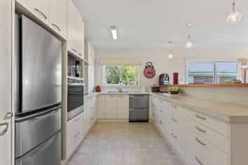 2/8 McCormacks Bay Road, Mount Pleasant
