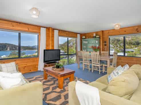 12 Panorama Avenue, Ferry Landing