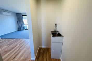 7/9 Marcroft St, Woolston