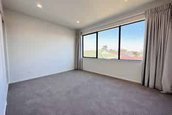 7/9 Marcroft St, Woolston