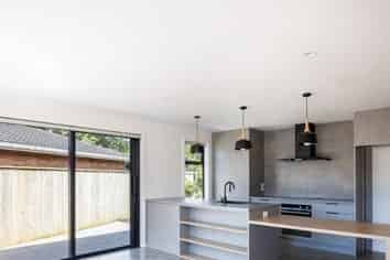 10B Eton Place, Spotswood