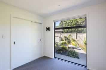 10B Eton Place, Spotswood