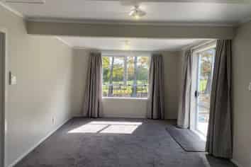 6 Paraone Road, Tamarau