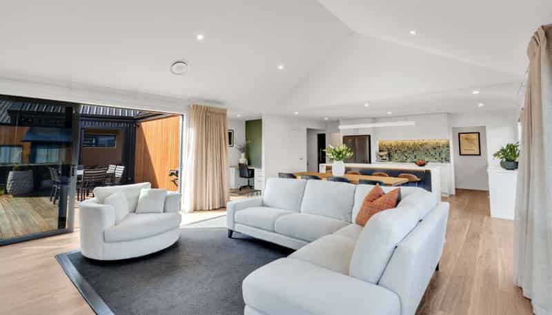 15 Vintage Street, Cromwell